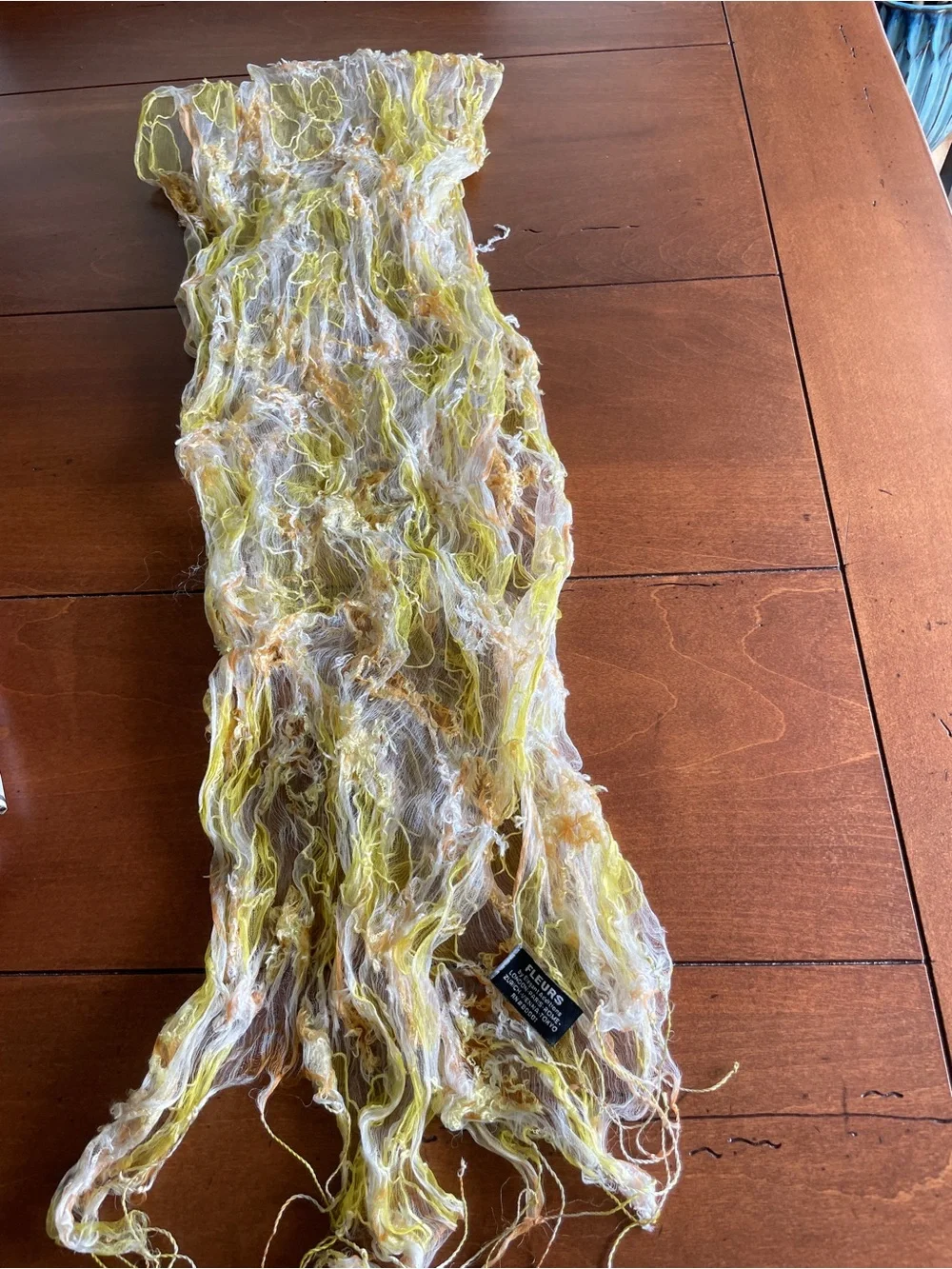 Fleurs by Elegant Additions Oblong Textured Scarf